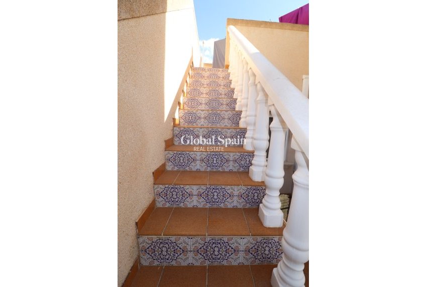 Wederverkoop - HUIS -
ORIHUELA COSTA - Costa Blanca