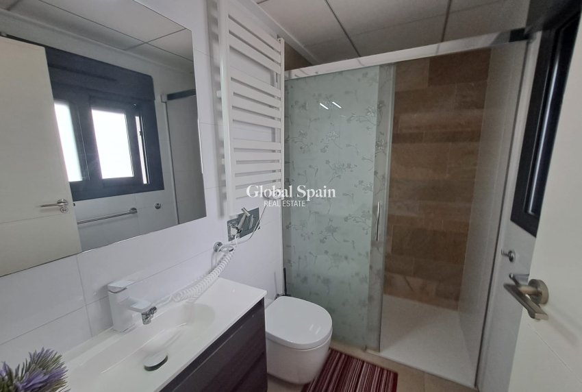 Wederverkoop - HUIS -
ORIHUELA COSTA - Costa Blanca