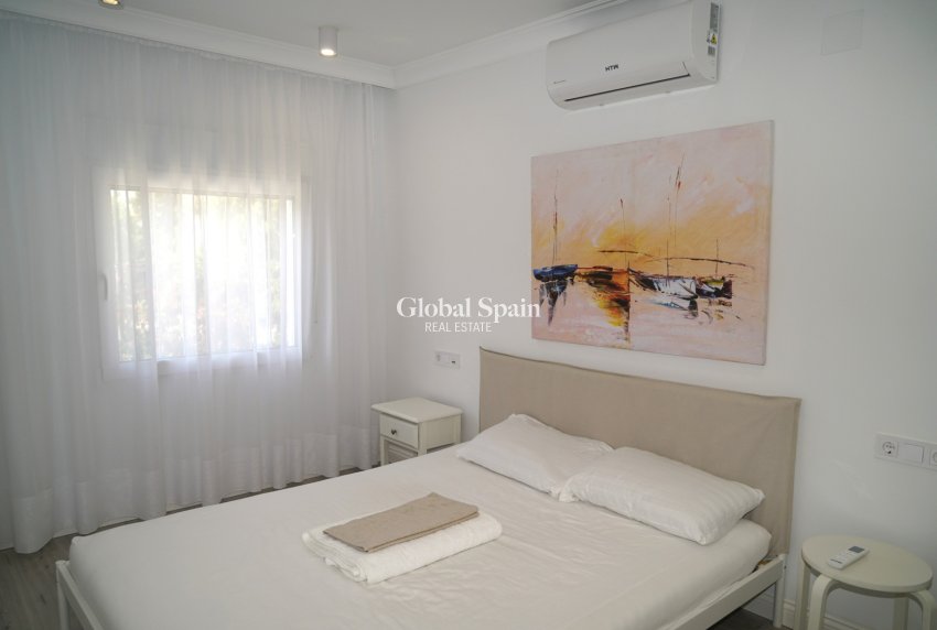 Wederverkoop - HUIS -
ORIHUELA COSTA - Costa Blanca