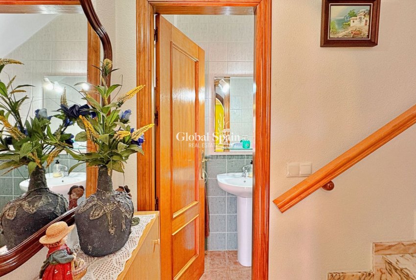 Wederverkoop - HUIS -
ORIHUELA COSTA - Costa Blanca