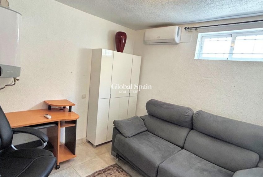 Wederverkoop - HUIS -
ORIHUELA COSTA - Costa Blanca