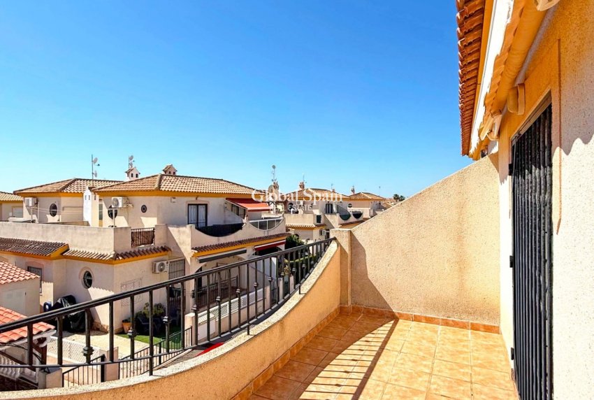 Wederverkoop - HUIS -
ORIHUELA COSTA - Costa Blanca