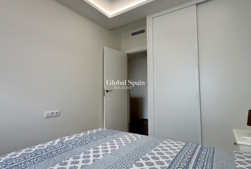 Wederverkoop - HUIS -
ORIHUELA COSTA - Costa Blanca