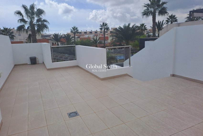 Wederverkoop - HUIS -
ORIHUELA COSTA - Costa Blanca