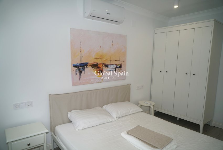 Wederverkoop - HUIS -
ORIHUELA COSTA - Costa Blanca