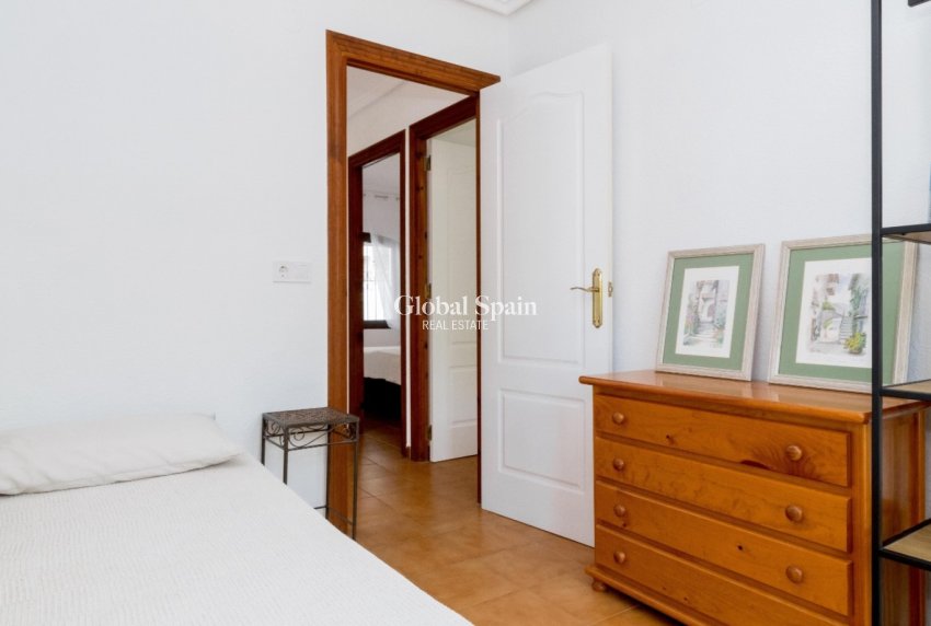 Wederverkoop - HUIS -
ORIHUELA COSTA - Costa Blanca