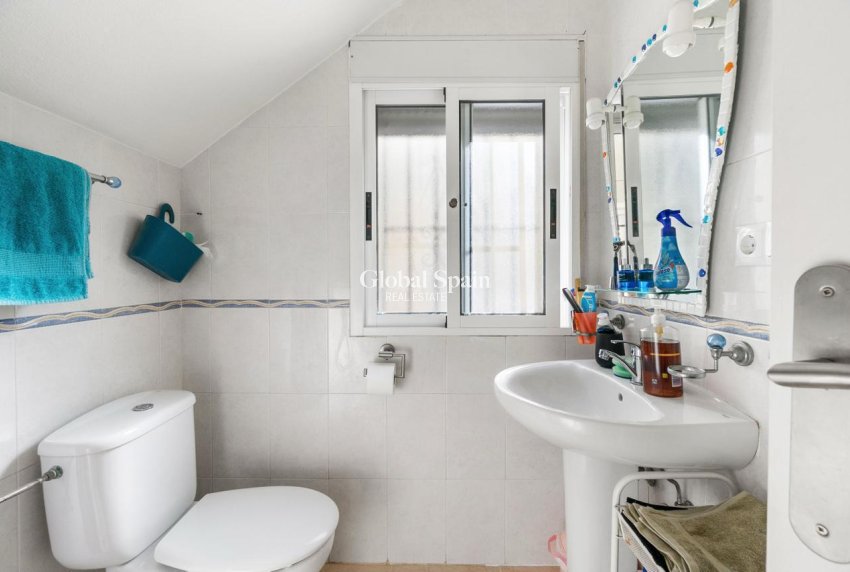 Wederverkoop - HUIS -
ORIHUELA COSTA - Costa Blanca