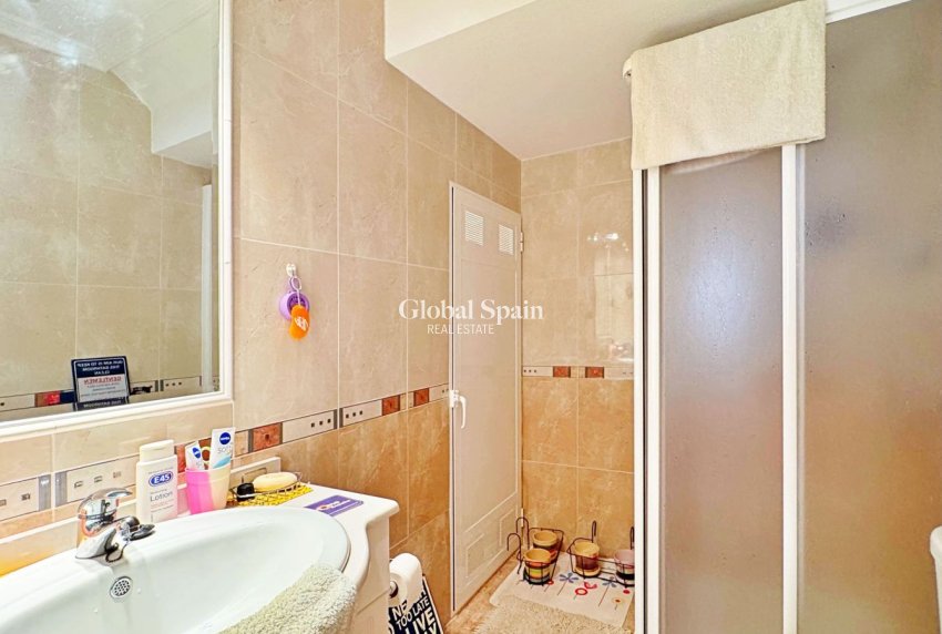 Wederverkoop - HUIS -
ORIHUELA COSTA - Costa Blanca