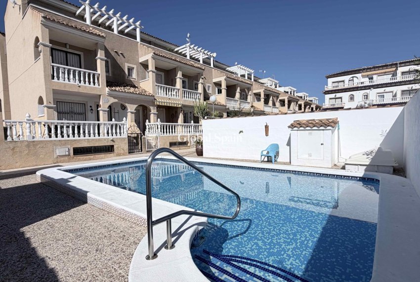 Wederverkoop - HUIS -
ORIHUELA COSTA - Costa Blanca