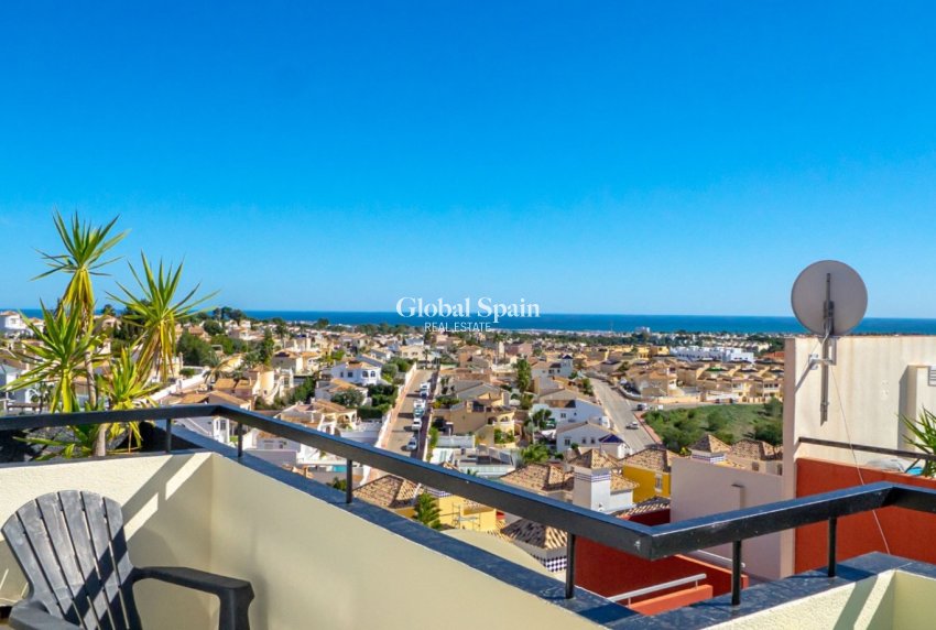 Wederverkoop - HUIS -
ORIHUELA COSTA - Costa Blanca