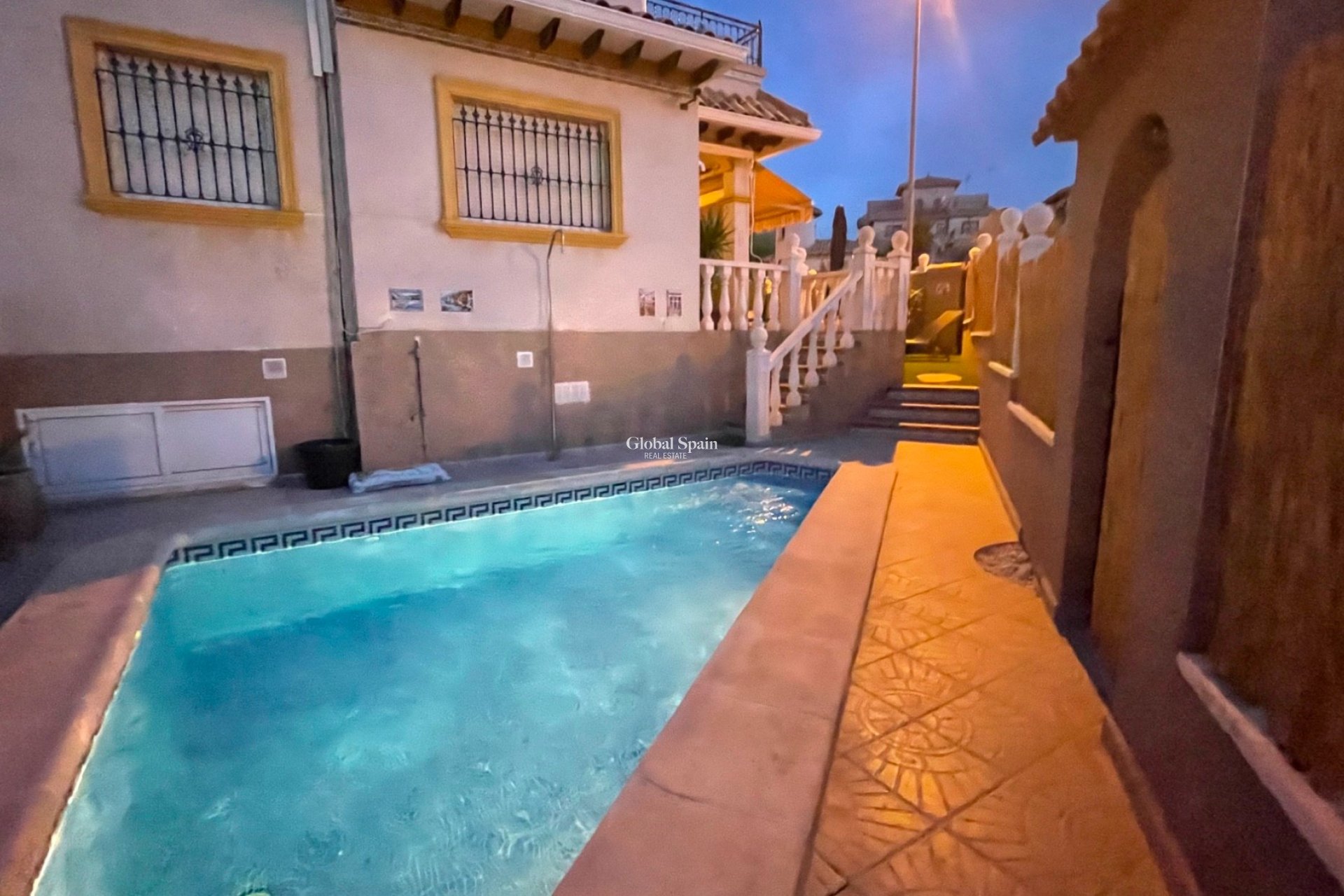 Wederverkoop - HUIS -
ORIHUELA COSTA - Costa Blanca