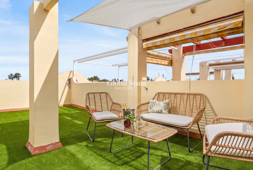 Wederverkoop - HUIS -
ORIHUELA COSTA - Costa Blanca