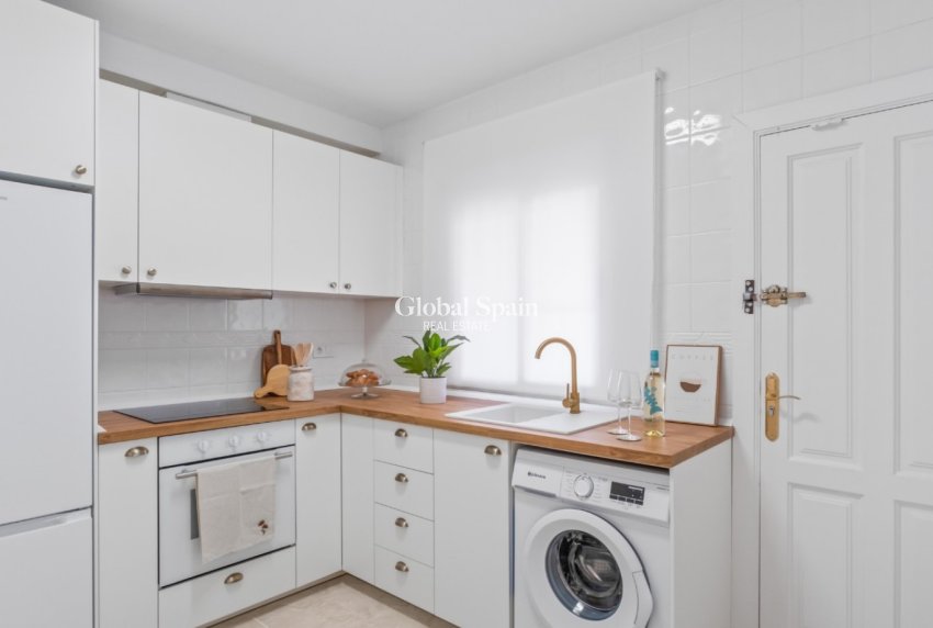 Wederverkoop - HUIS -
ORIHUELA COSTA - Costa Blanca