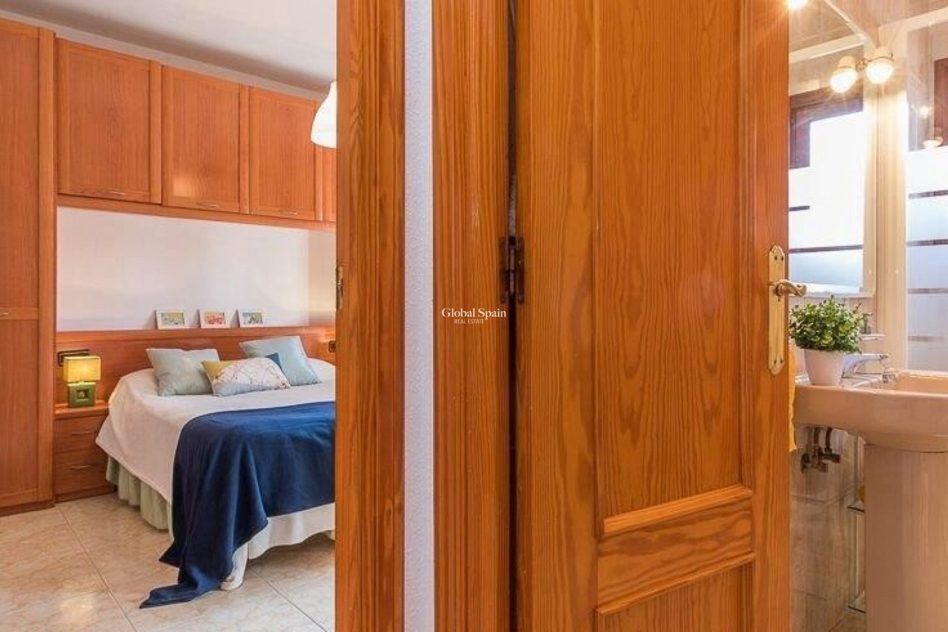 Wederverkoop - HUIS -
ORIHUELA COSTA - Costa Blanca