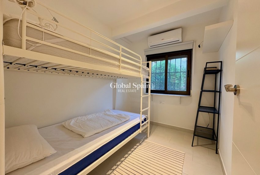 Wederverkoop - HUIS -
ORIHUELA COSTA - Costa Blanca