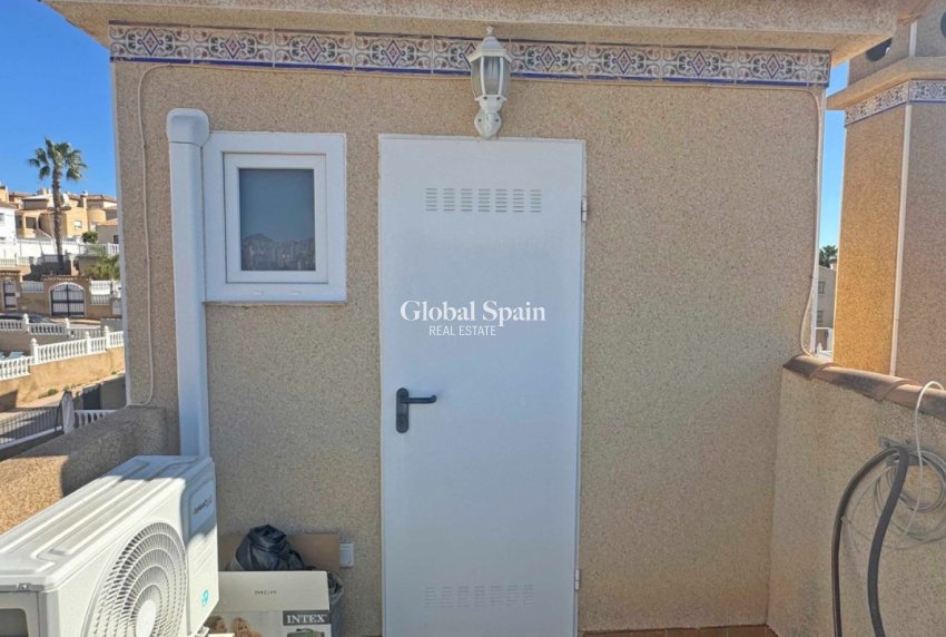 Wederverkoop - HUIS -
ORIHUELA COSTA - Costa Blanca
