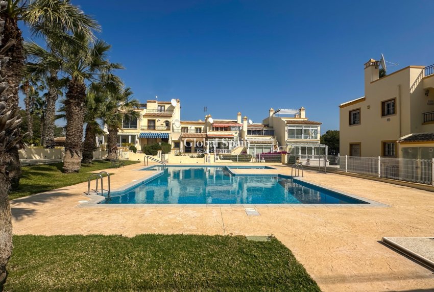 Wederverkoop - HUIS -
ORIHUELA COSTA - Costa Blanca