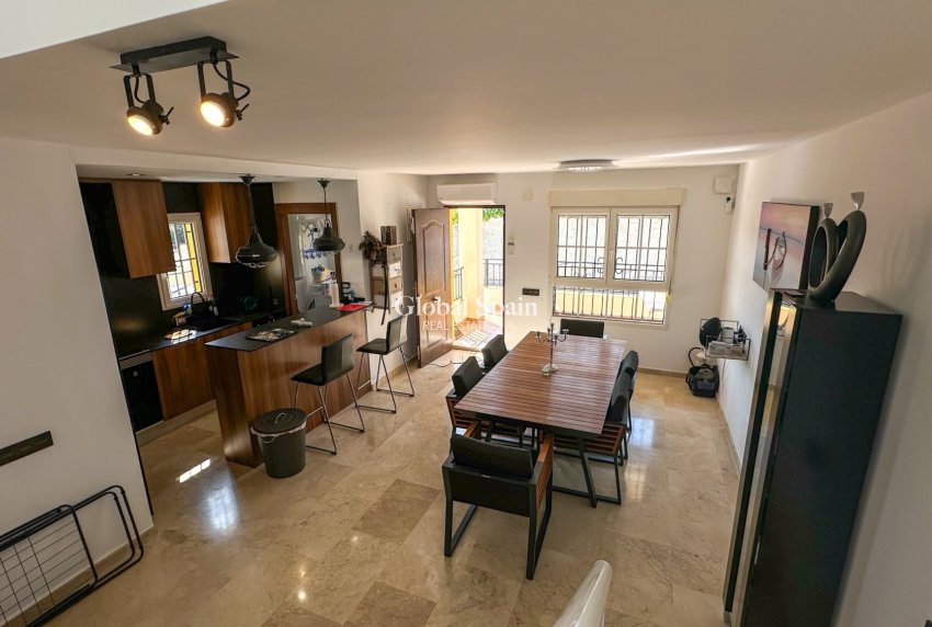 Wederverkoop - HUIS -
ORIHUELA COSTA - Costa Blanca