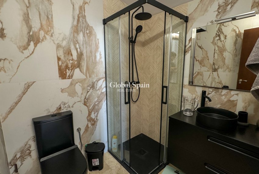 Wederverkoop - HUIS -
ORIHUELA COSTA - Costa Blanca