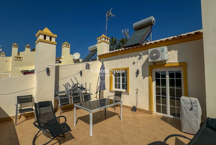 Wederverkoop - HUIS -
ORIHUELA COSTA - Costa Blanca