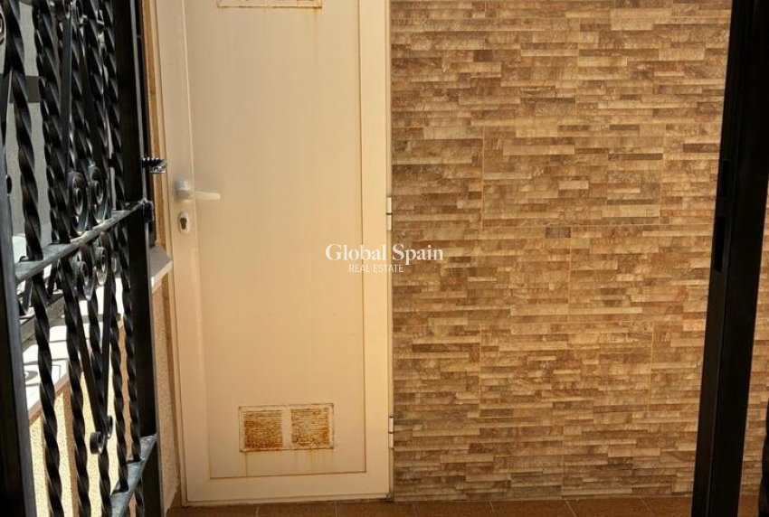 Wederverkoop - HUIS -
ORIHUELA COSTA - Costa Blanca