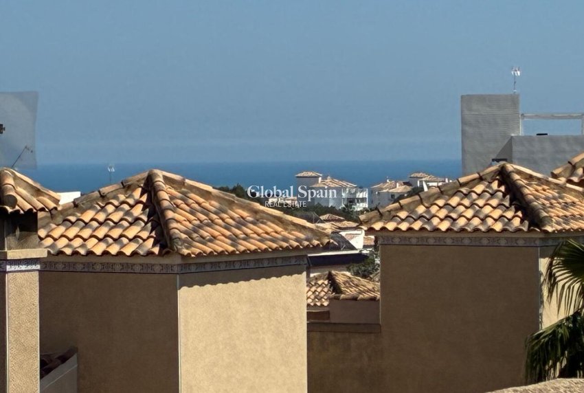 Wederverkoop - HUIS -
ORIHUELA COSTA - Costa Blanca