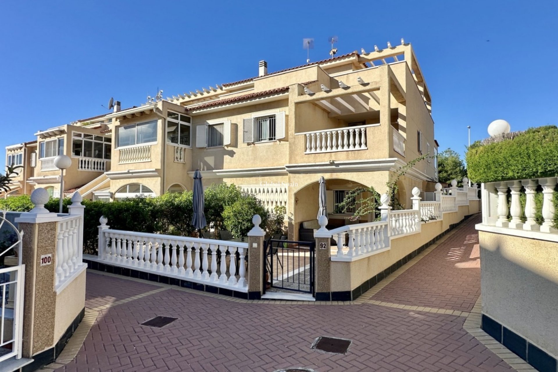 Wederverkoop - HUIS -
ORIHUELA COSTA - Costa Blanca
