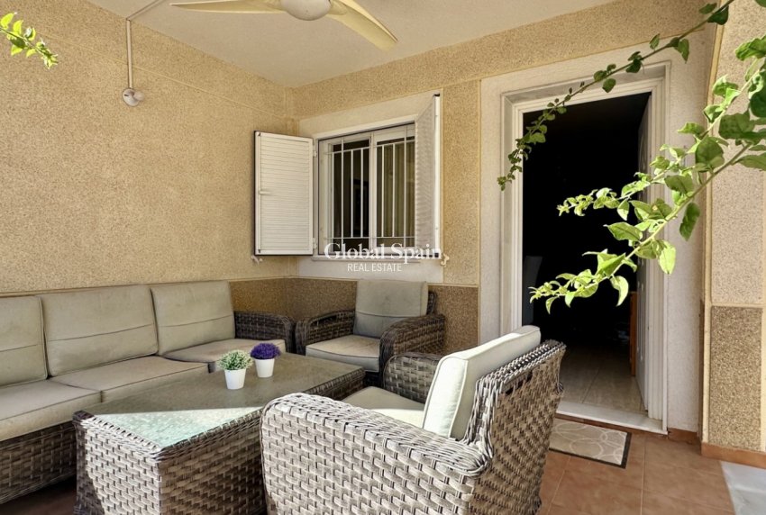 Wederverkoop - HUIS -
ORIHUELA COSTA - Costa Blanca