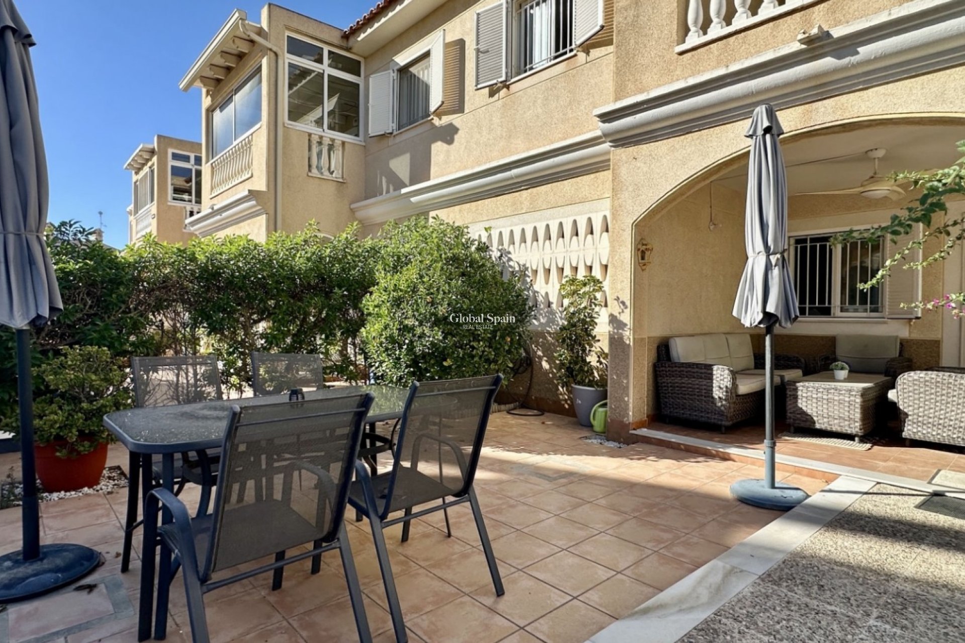 Wederverkoop - HUIS -
ORIHUELA COSTA - Costa Blanca