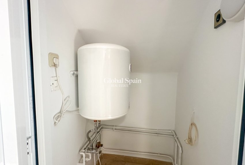 Wederverkoop - HUIS -
ORIHUELA COSTA - Costa Blanca