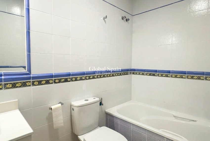 Wederverkoop - HUIS -
ORIHUELA COSTA - Costa Blanca