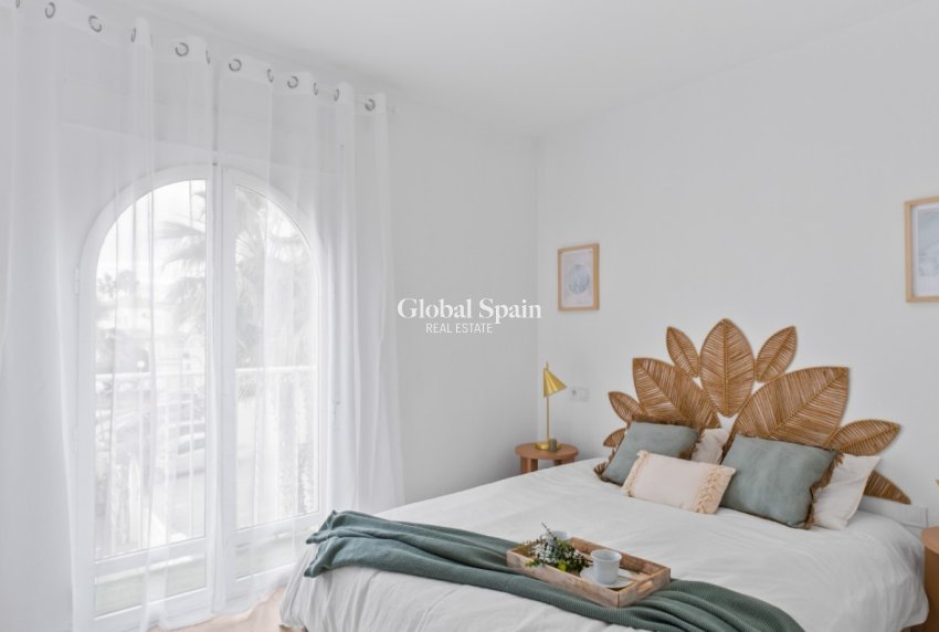 Wederverkoop - HUIS -
ORIHUELA COSTA - Costa Blanca