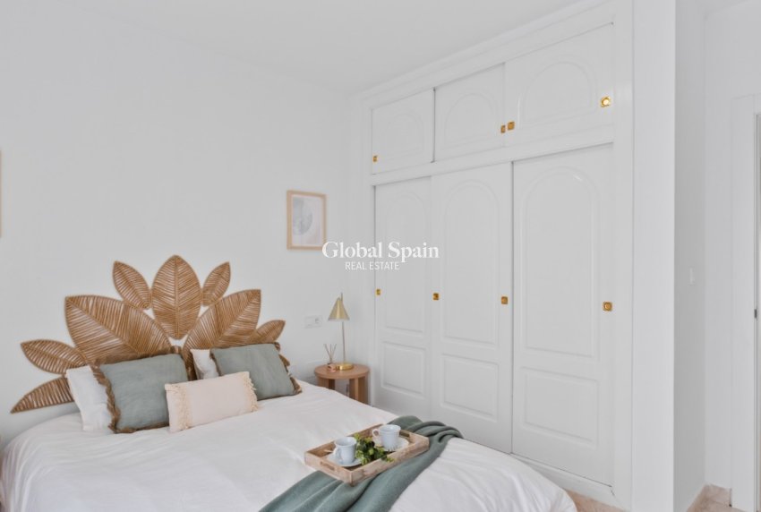 Wederverkoop - HUIS -
ORIHUELA COSTA - Costa Blanca