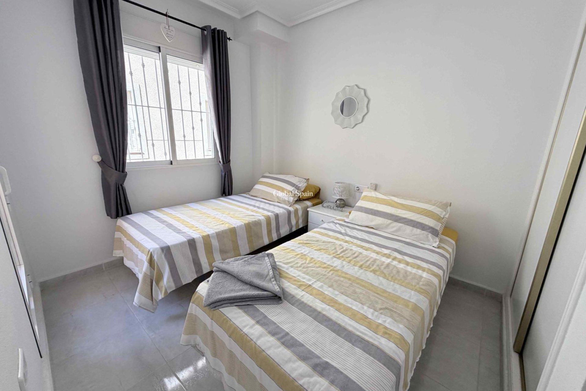 Wederverkoop - HUIS -
ORIHUELA COSTA - Costa Blanca