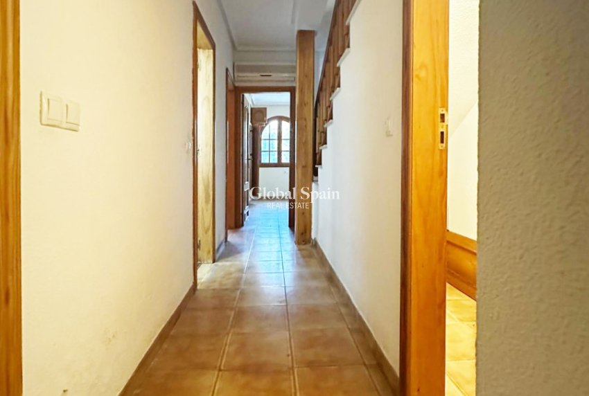 Wederverkoop - HUIS -
ORIHUELA COSTA - Costa Blanca