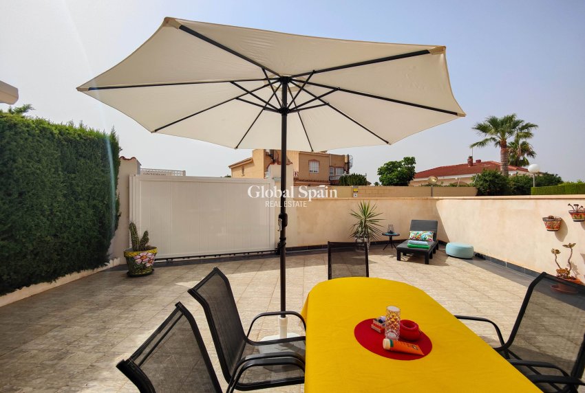 Wederverkoop - HUIS -
ORIHUELA COSTA - Costa Blanca