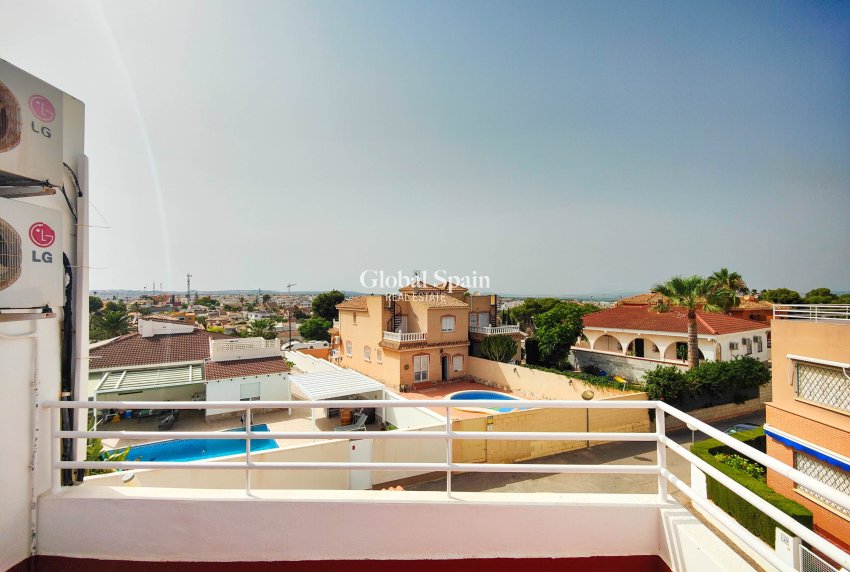 Wederverkoop - HUIS -
ORIHUELA COSTA - Costa Blanca