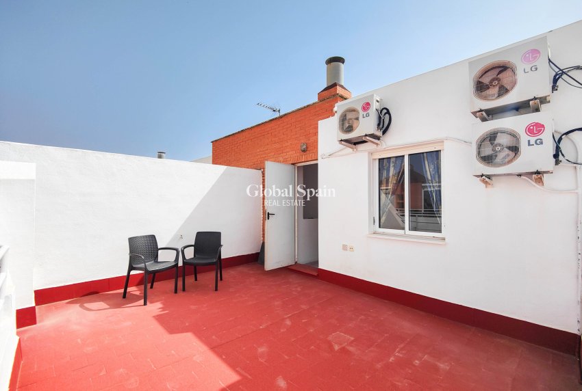 Wederverkoop - HUIS -
ORIHUELA COSTA - Costa Blanca