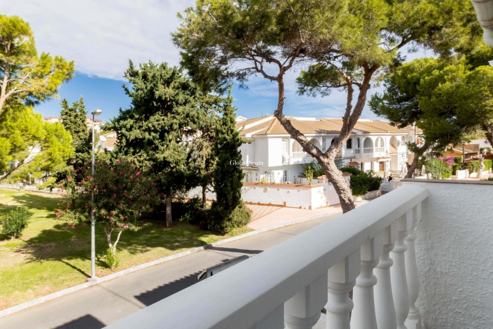 Wederverkoop - HUIS -
ORIHUELA COSTA - Costa Blanca