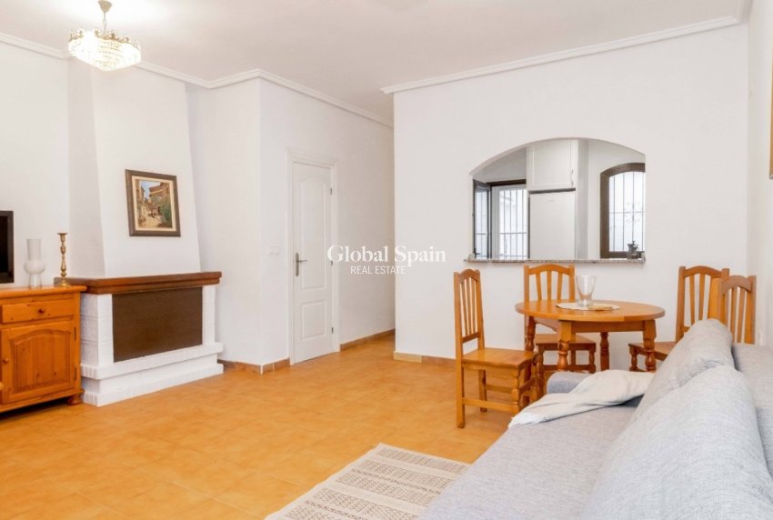 Wederverkoop - HUIS -
ORIHUELA COSTA - Costa Blanca