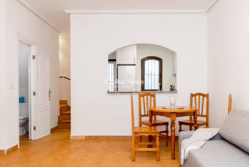 Wederverkoop - HUIS -
ORIHUELA COSTA - Costa Blanca