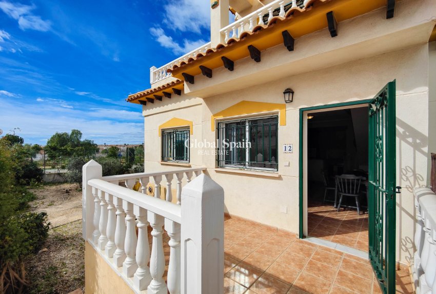 Wederverkoop - HUIS -
ORIHUELA COSTA - Costa Blanca