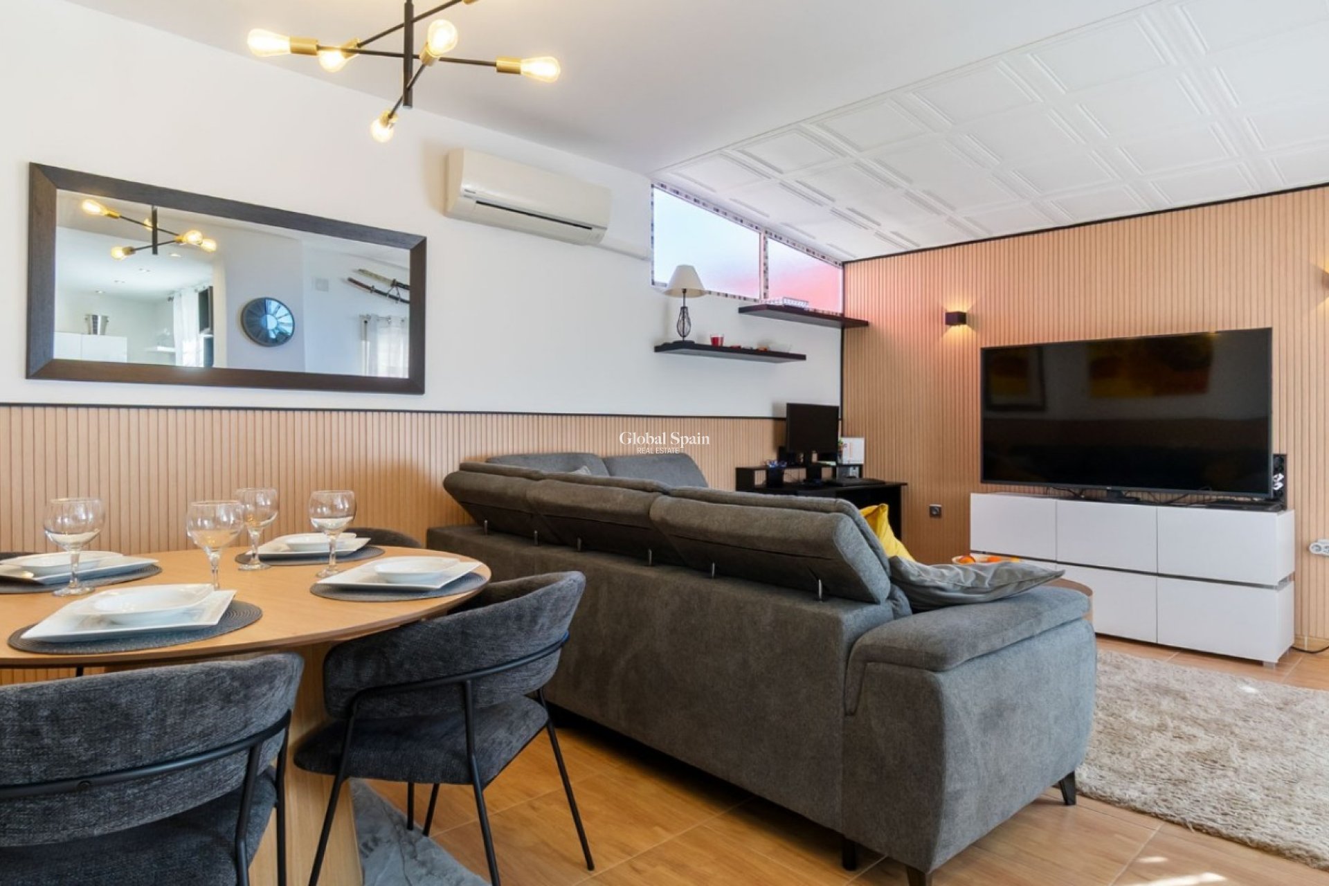 Wederverkoop - HUIS -
ORIHUELA COSTA - Costa Blanca