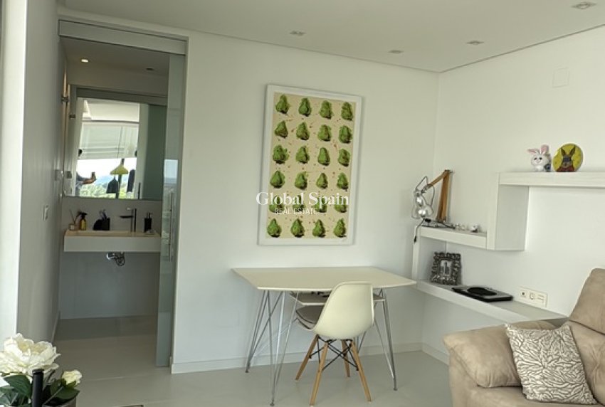 Wederverkoop - HUIS -
ORIHUELA COSTA - Costa Blanca