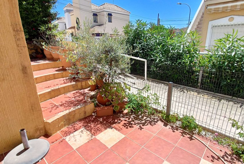 Wederverkoop - HUIS -
ORIHUELA COSTA - Costa Blanca