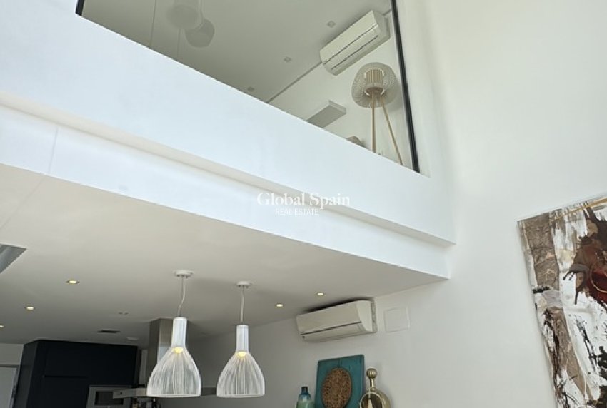 Wederverkoop - HUIS -
ORIHUELA COSTA - Costa Blanca