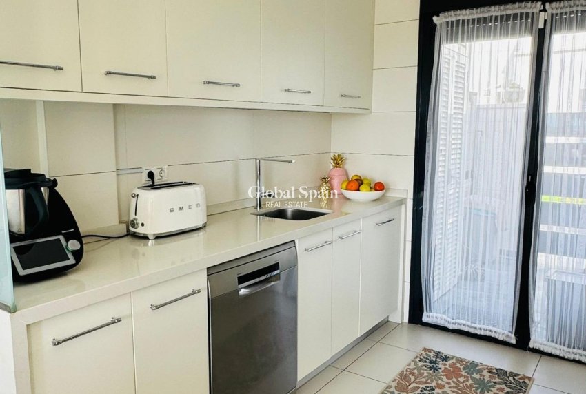Wederverkoop - HUIS -
ORIHUELA COSTA - Costa Blanca