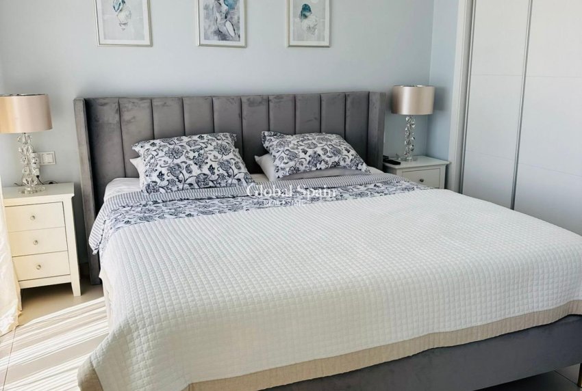 Wederverkoop - HUIS -
ORIHUELA COSTA - Costa Blanca