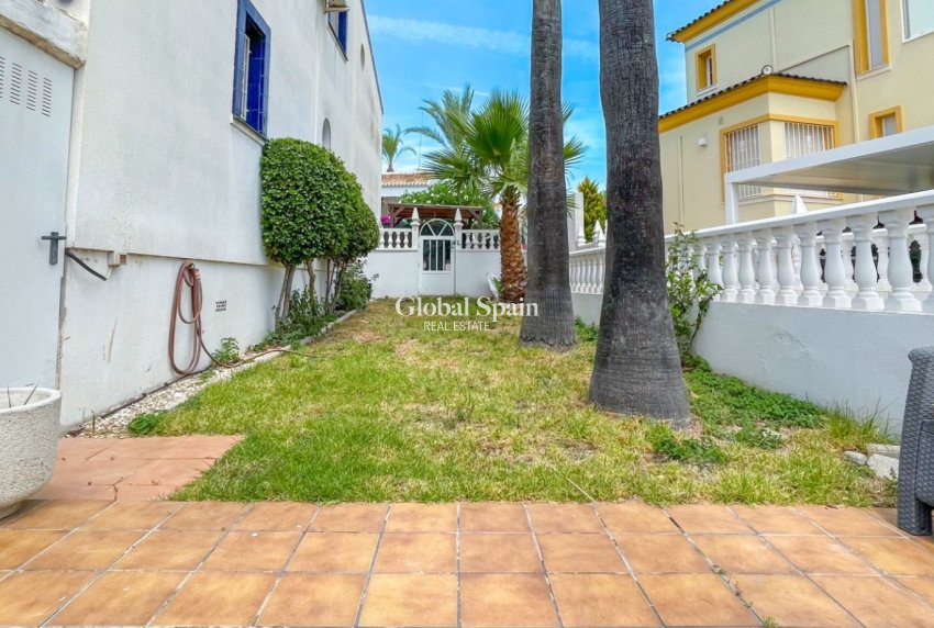 Wederverkoop - HUIS -
ORIHUELA COSTA - Costa Blanca