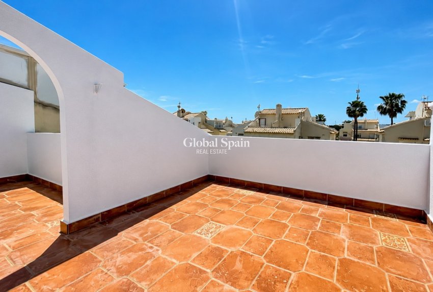 Wederverkoop - HUIS -
ORIHUELA COSTA - Costa Blanca